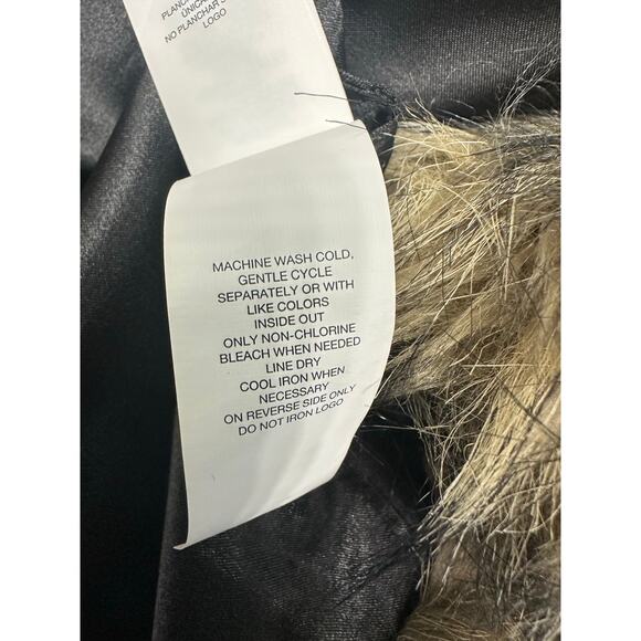 Faux Fur Dark Blond Open Front Shaggy Winter Vest Jacket Junior Size XL - Picture 6 of 6